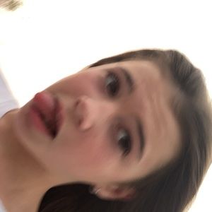 Meet your Posher, Maya